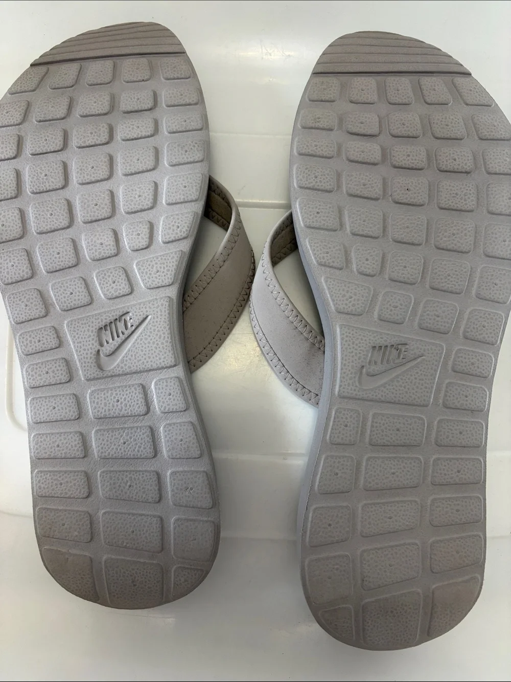 Nike gray Flip Flop Sandals with White Swoosh - Picture 2 of 3